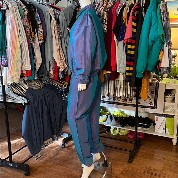 Vintage Body Wrappers Windbreaker Set - Picture 3 of 17